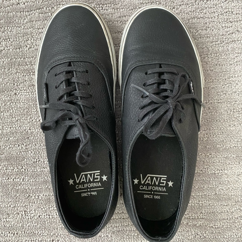 EUC Black Leather Vans 8W/6.5M